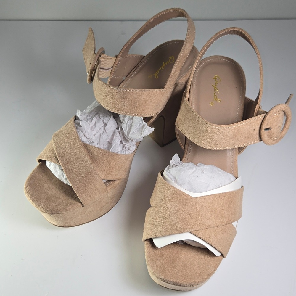 Qupid Women's‎ Beige Suede Platform Block Heel Sandals Buckle Ankle Strap US 9